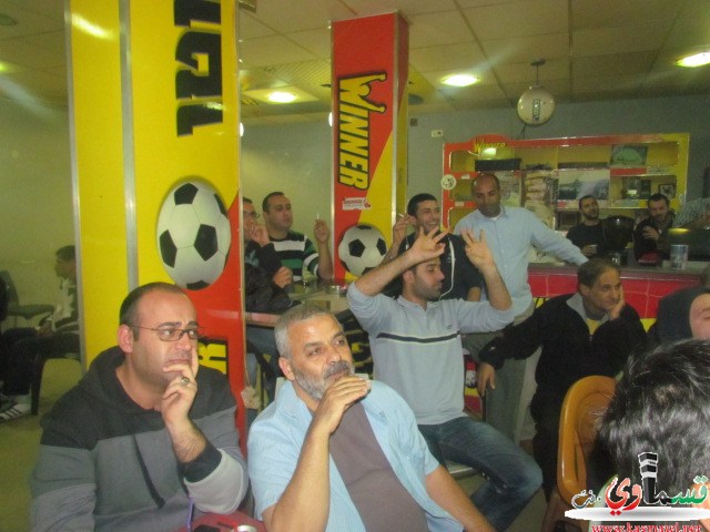 اجواء المقاهي اثناء مباراة الريال والبرشا